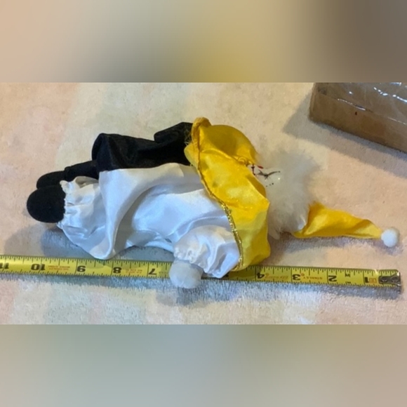 NWT Porcelain Face Clown Yellow Black White 7 1/2" Adorable Collector Clown - Picture 5 of 6